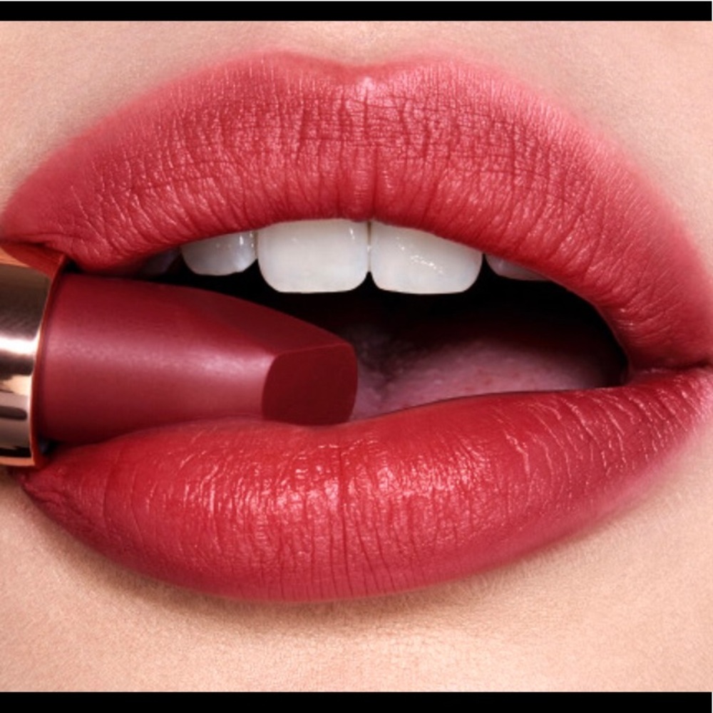 CHARLOTTE TILBURY WALK OF NO SHAME LIP KIT - Picture 3 of 7